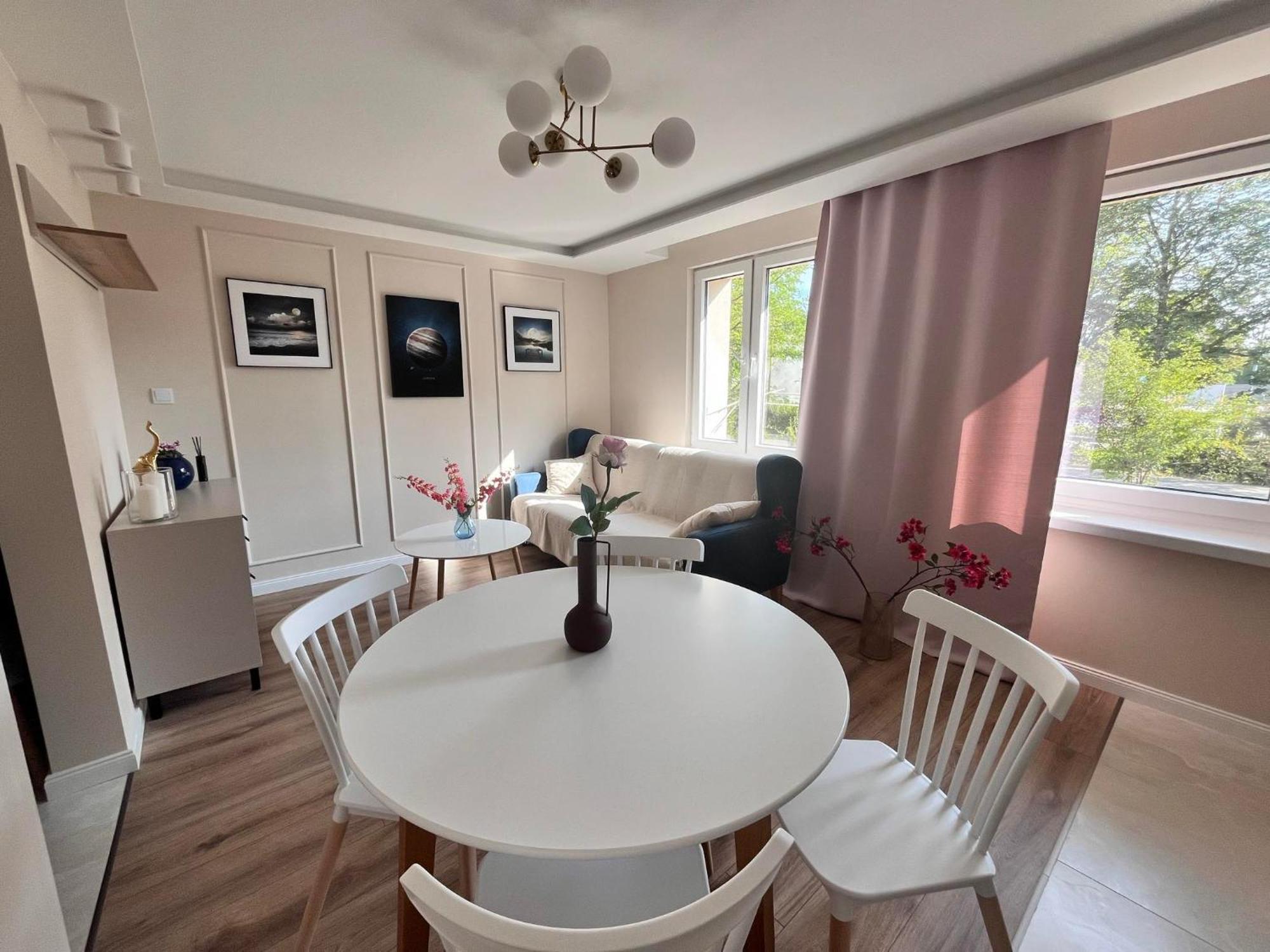 Prestige Apartment Bohaterow Warszawy Kielce Ngoại thất bức ảnh
